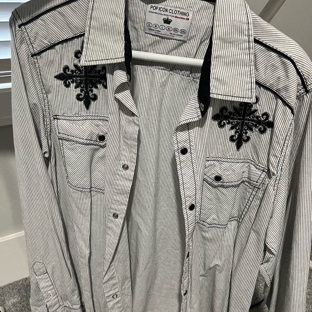 Mens short sleeve and long sleeve shirts from Buckle, Nike, Under Armor & more